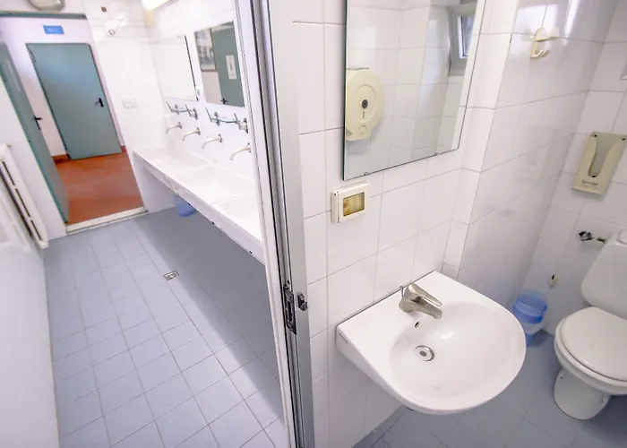 Hostal Santa Monaca *