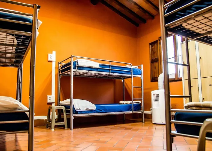 Santa Monaca Hostal