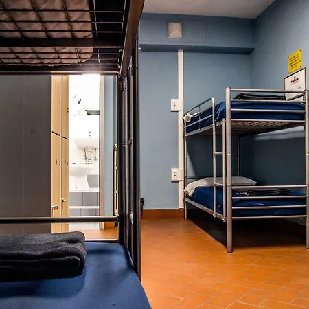 Albergue Santa Monaca *