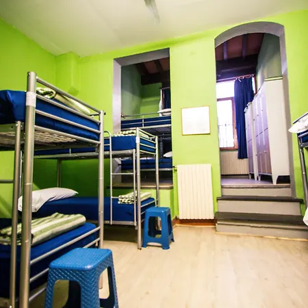 Santa Monaca Hostel